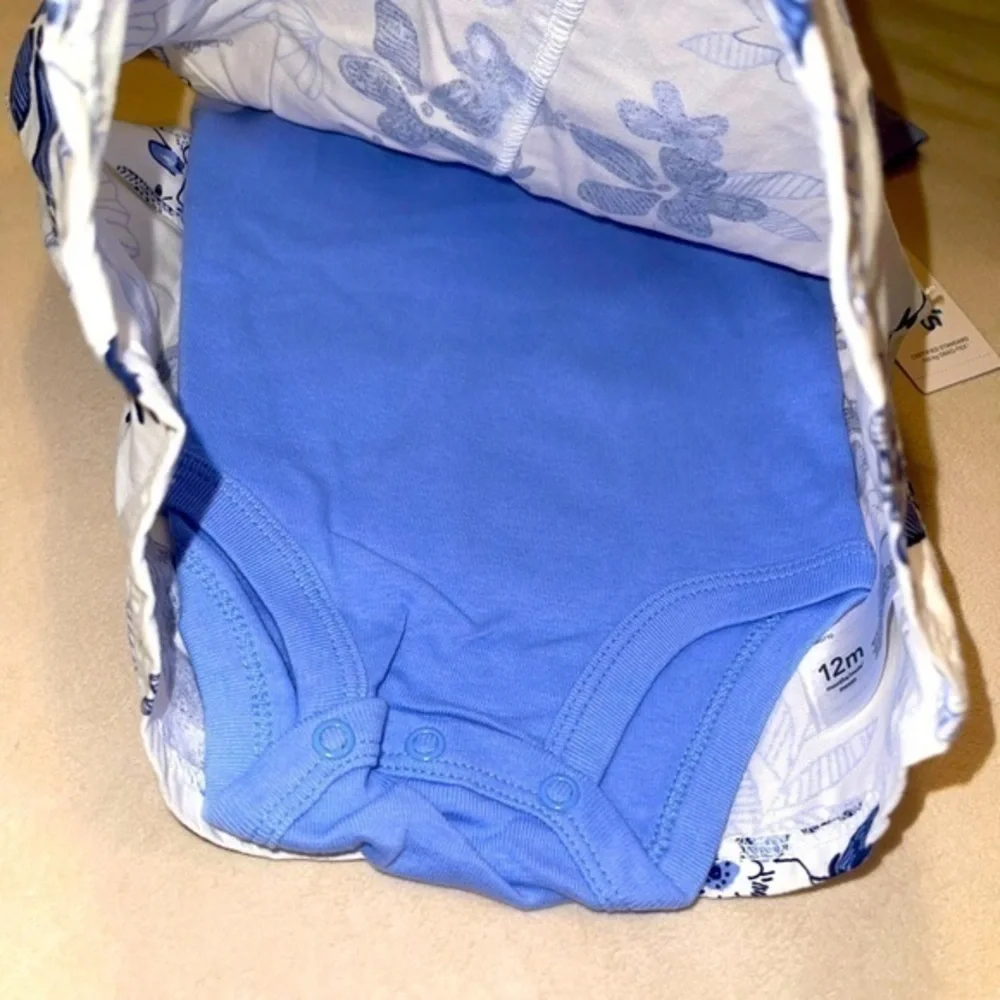 NWT Carter’s Baby‎ Set